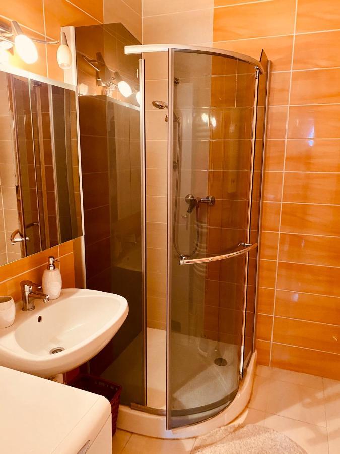 Victoria Apartman Егер Екстериор снимка