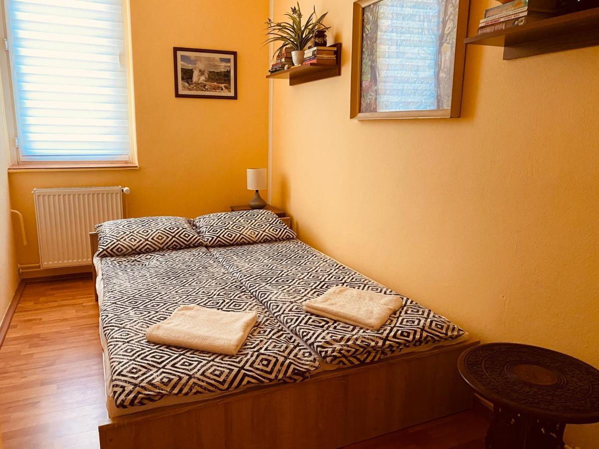 Victoria Apartman Егер Екстериор снимка